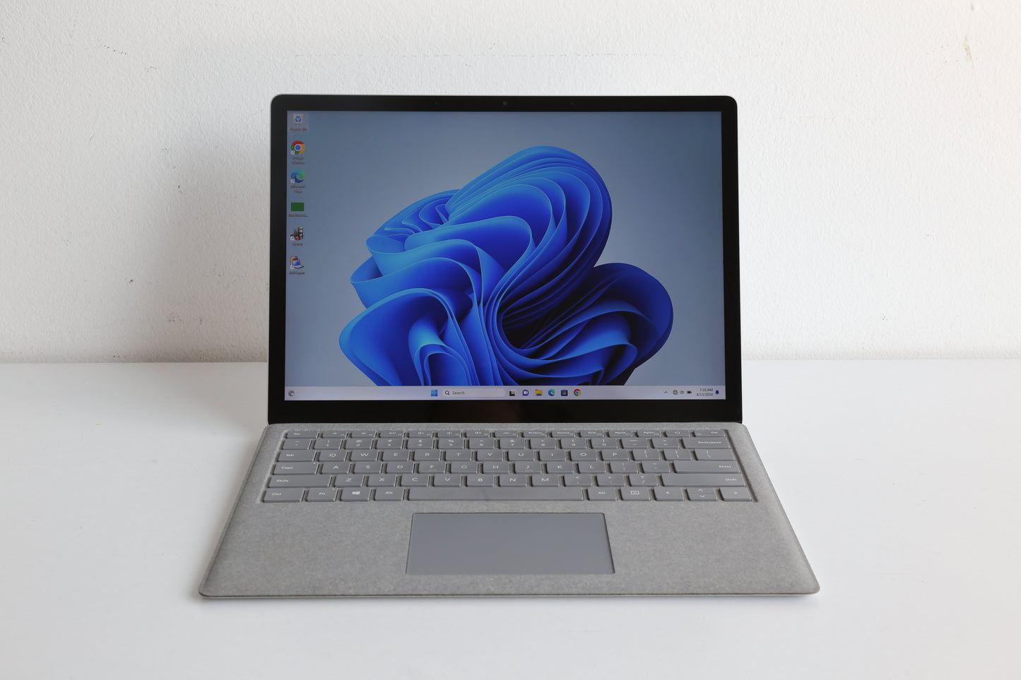 Microsoft Surface Laptop 2 i5-8350U 8/256GB