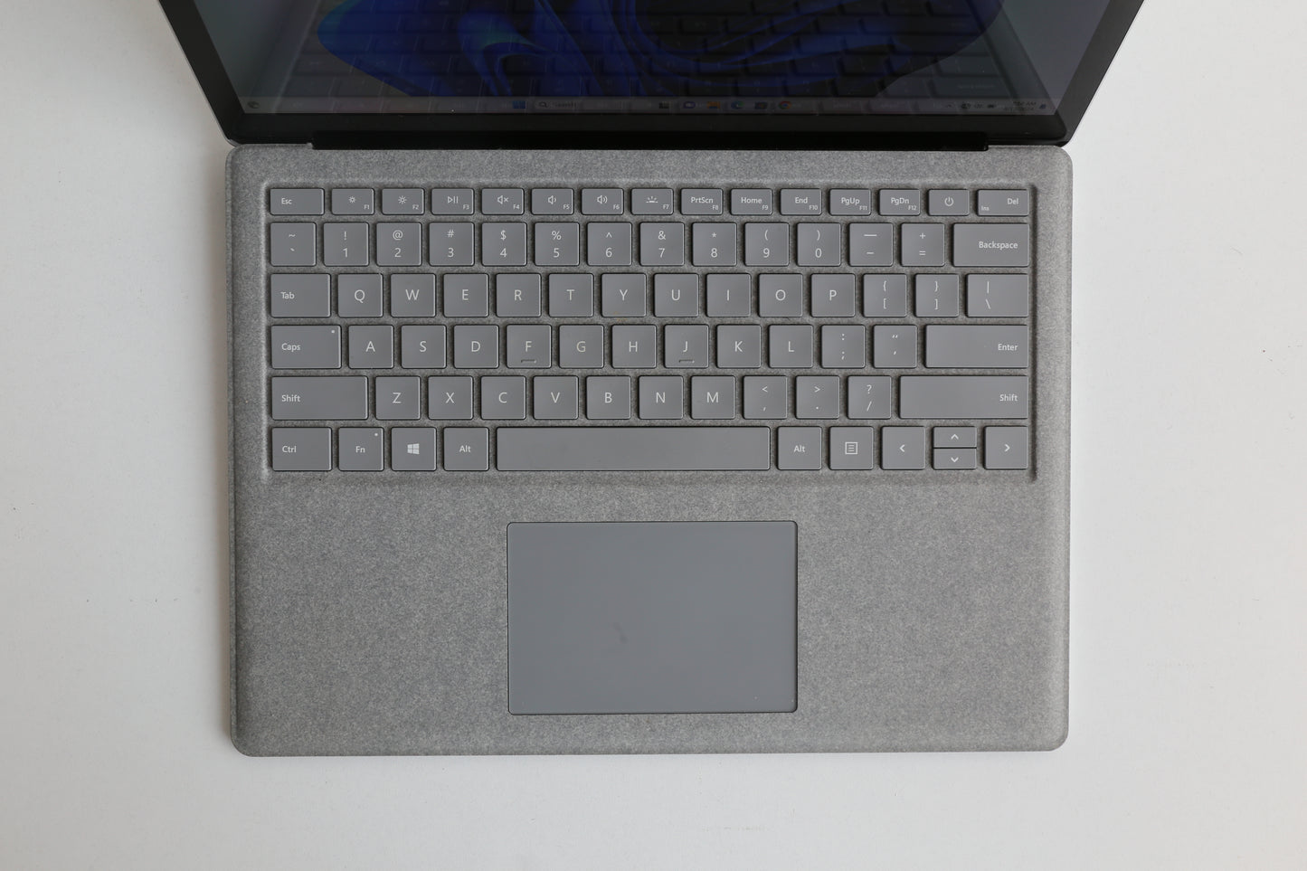 Microsoft Surface Laptop 2 i5-8350U 8/256GB