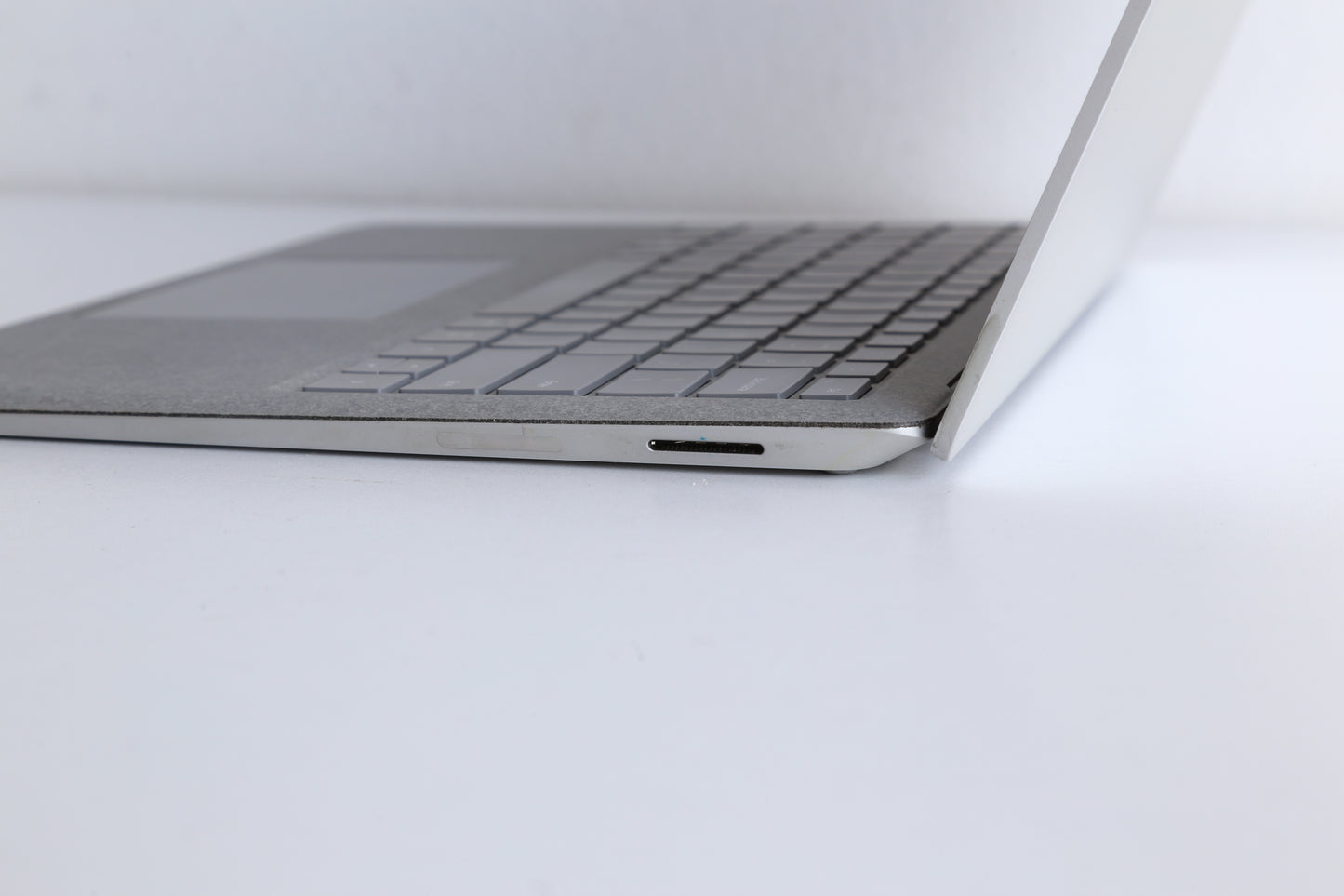 Microsoft Surface Laptop 2 i5-8350U 8/256GB