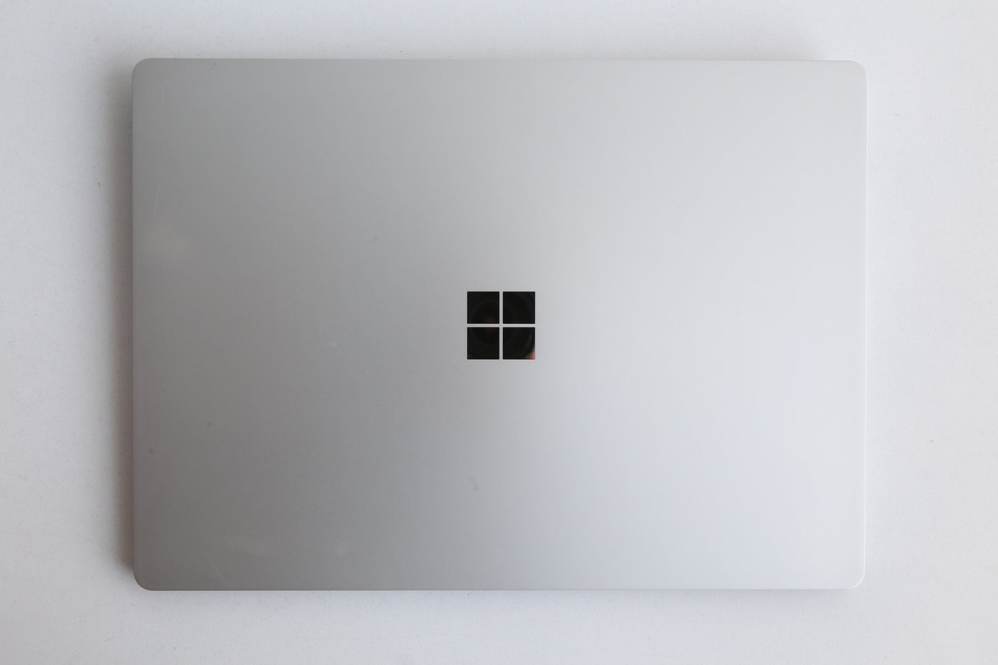Microsoft Surface Laptop 2 i5-8350U 8/256GB