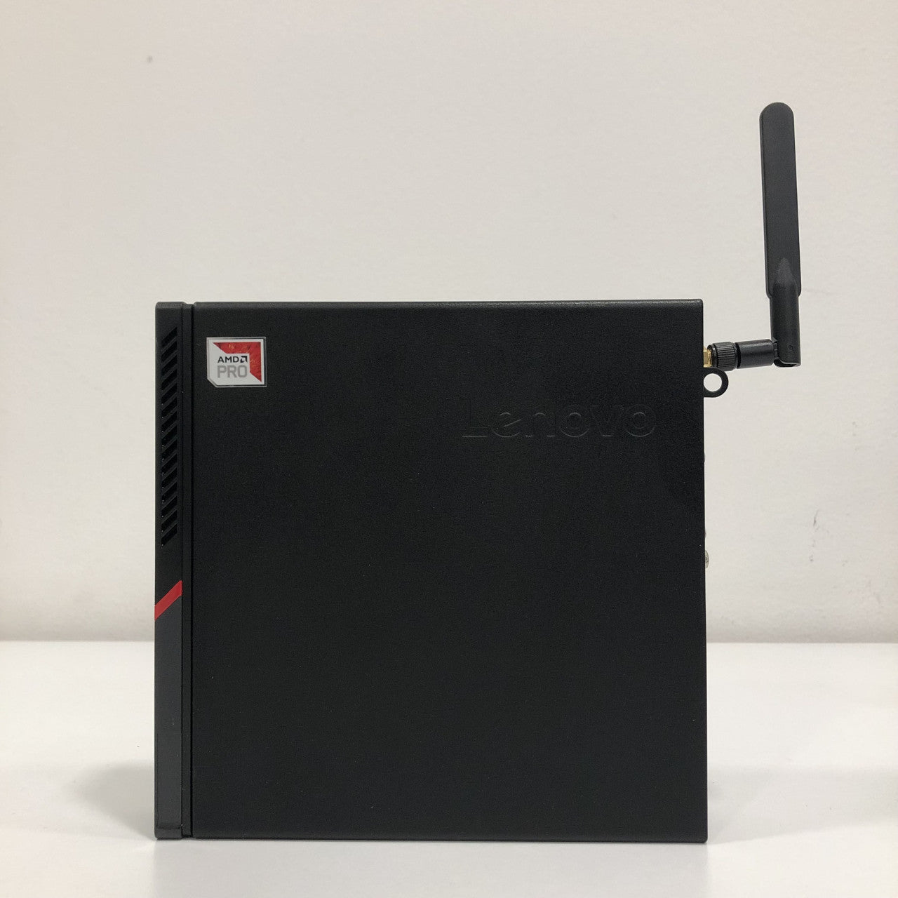 Lenovo ThinkCentre M715q AMD PRO A12 8GB DDR4 128GB