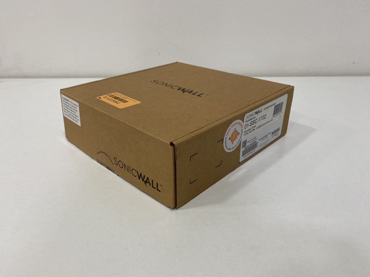 NOVO Dell SonicWALL TZ300 Network Security