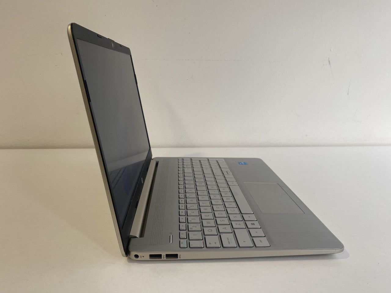 HP 15 -dy2023ca Intel Core I3 1115G4 3.00GHz 16GB DDR4