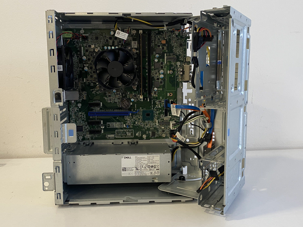 Dell Optiplex 3070 Tower i3-9100 8GB VISE KOMADA