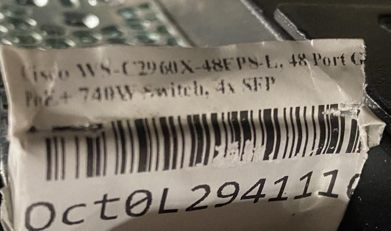 Cisco Switch / 48 portova - Više varijanti na stanju!