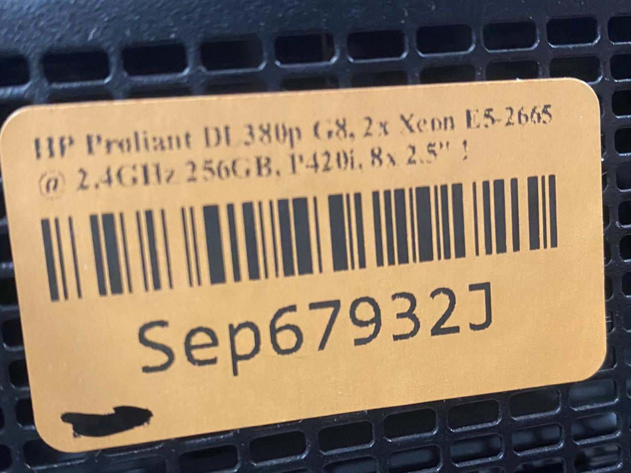 HP ProLiant DL380p Gen8 - Više opcija na stanju