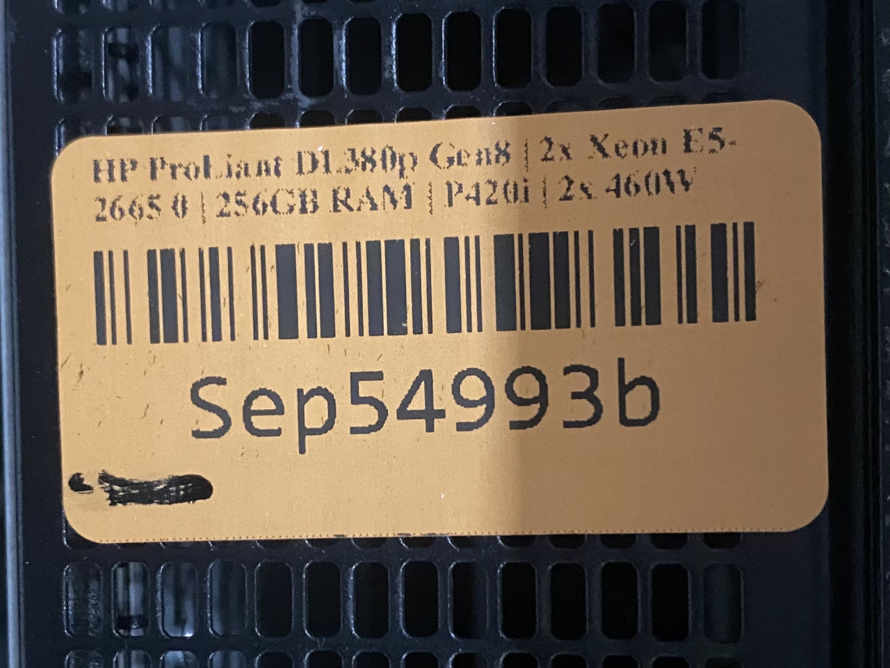 HP ProLiant DL380p Gen8 - Više opcija na stanju