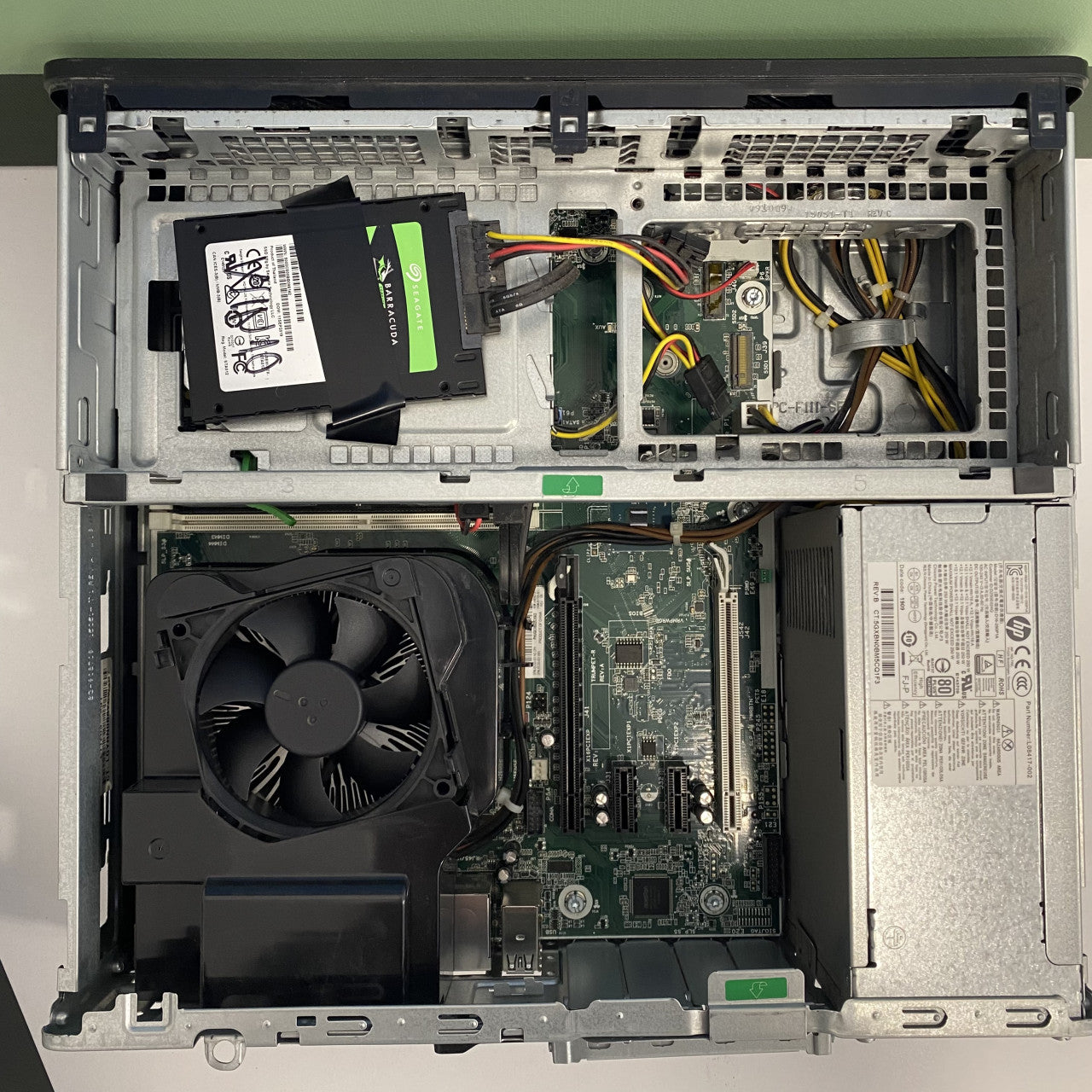 HP EliteDesk 800 G5 SFF i5-9500 16/500GB - PROČITATI OPIS