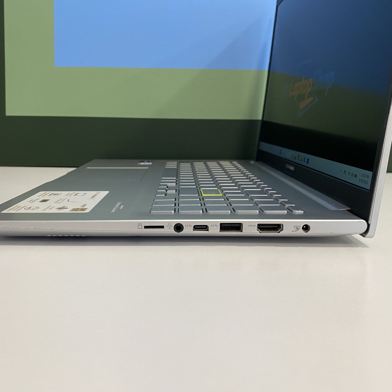 Asus Vivobook 15 i7-1165G7 16/256GB / PROČITATI OPIS
