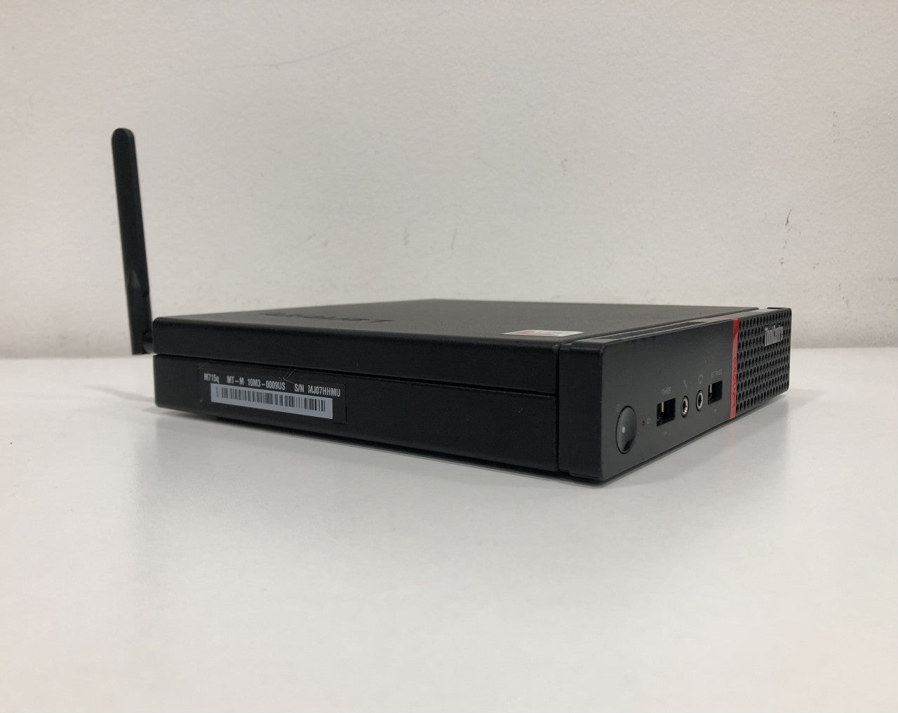 Lenovo ThinkCentre M715q AMD PRO A12 8GB DDR4 128GB