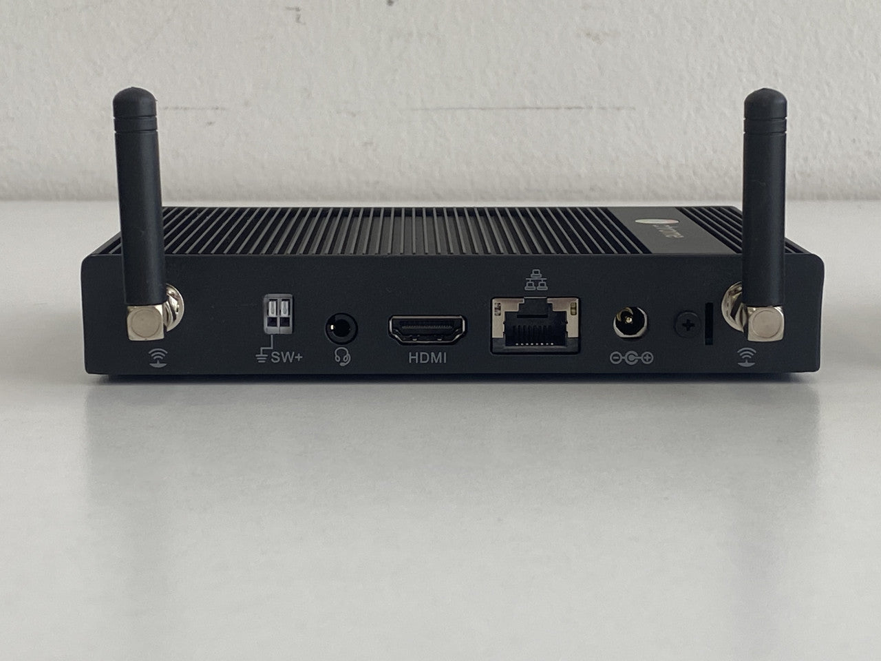 Aopen Chromebox Mini ME4100 VISE KOMADA Pogodno za Android TV