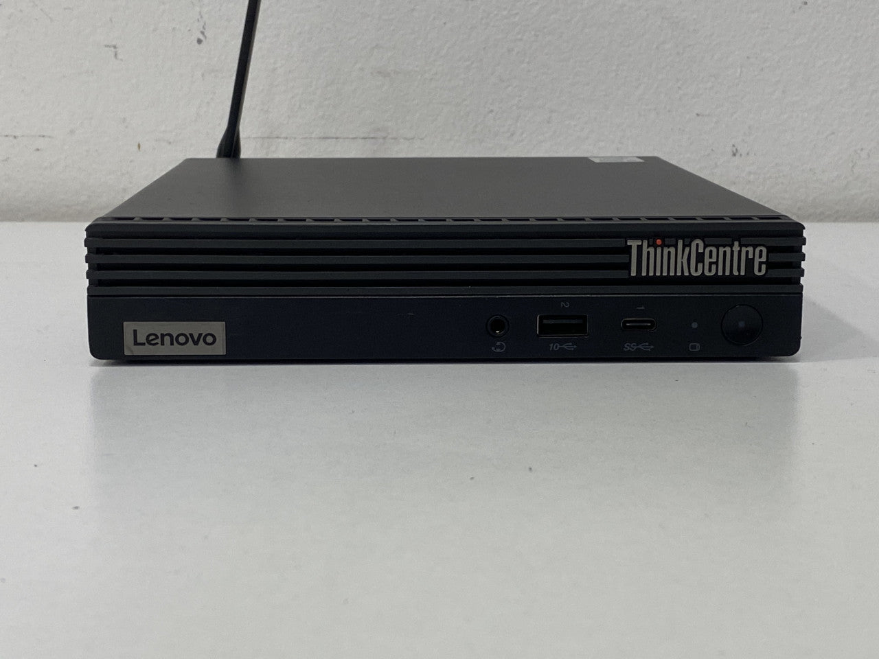 Lenovo ThinkCentre M60e USFF i5-1035G1 16/256 VISE KOMADA