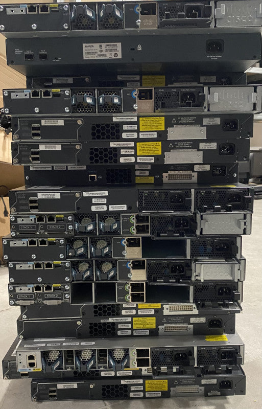 Cisco Switch / 48 portova - Više varijanti na stanju!