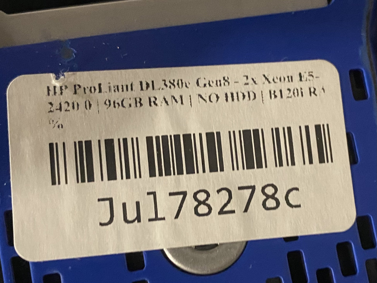 HP ProLiant DL380p Gen8 - Više opcija na stanju