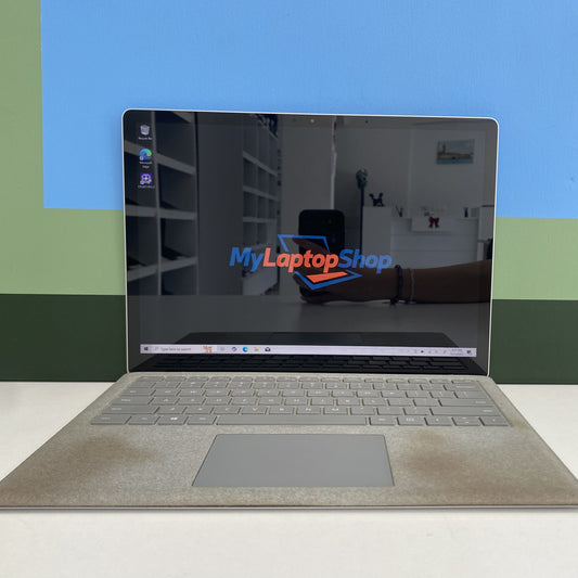 Microsoft Surface Laptop 2 i5-8250U 8/128GB / Touchscreen