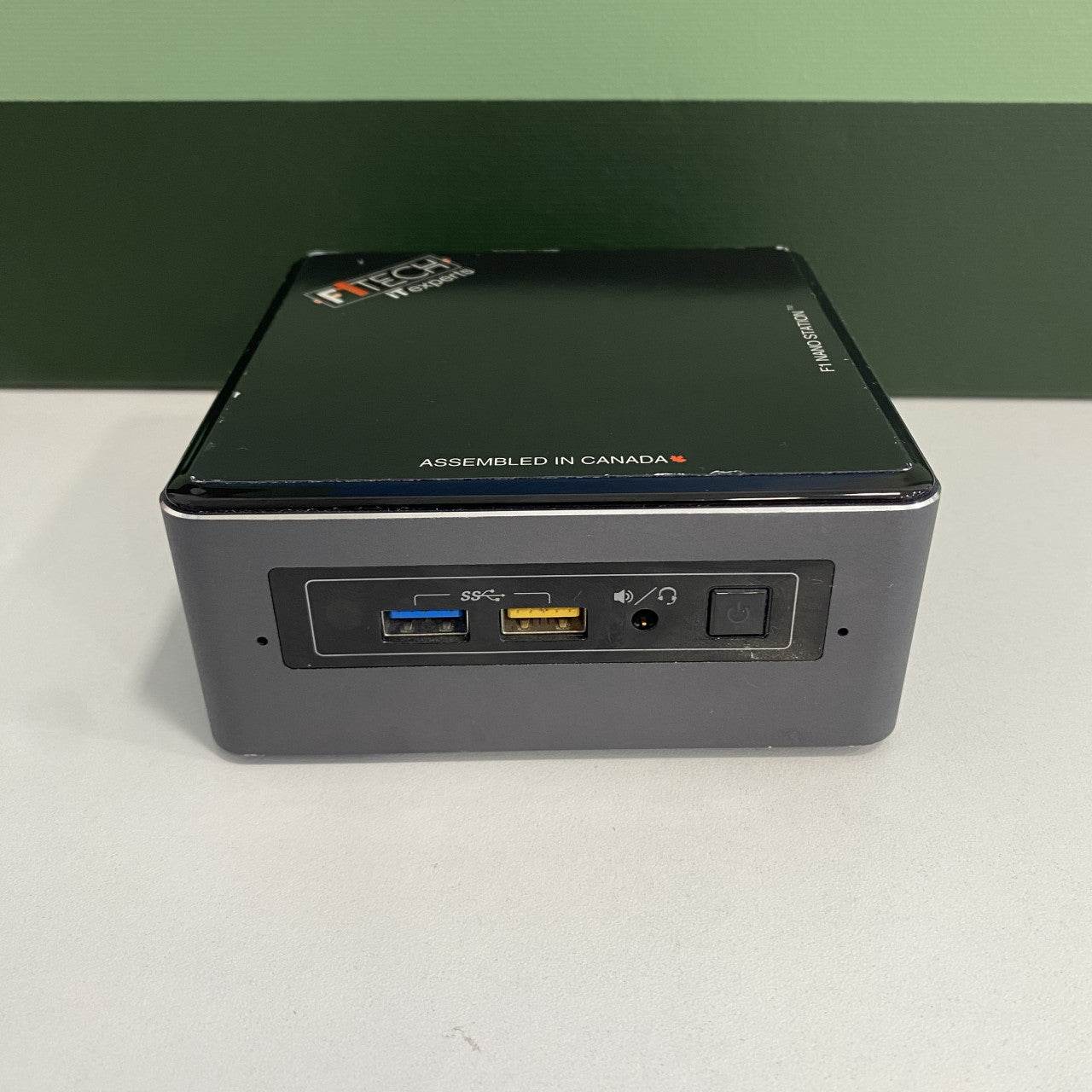 Intel NUC USFF i5-7260U 8/180GB