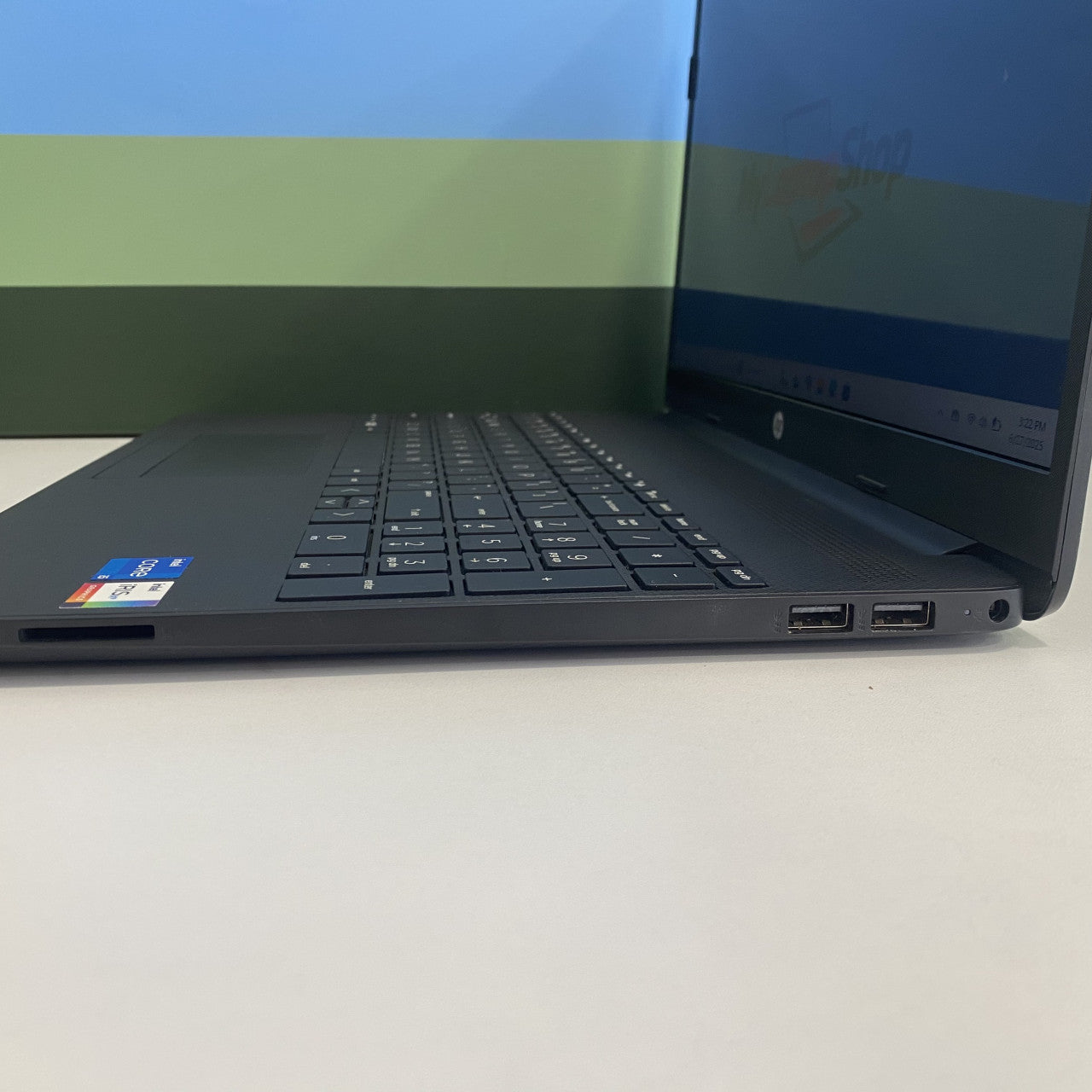 HP 15 DW300 i5-1135G7 16/256GB 15.6