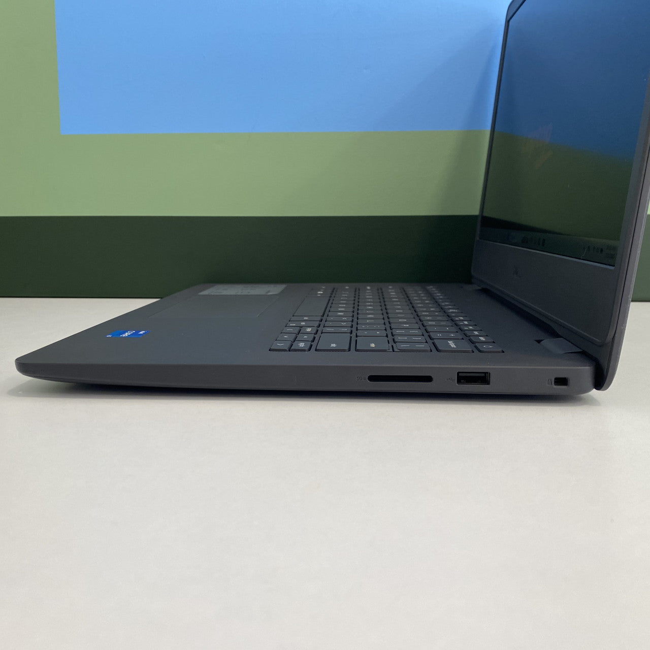 Dell Vostro 3400 i5-1135G7 16/256GB